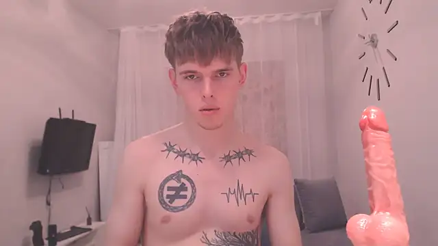Fredd Xanders online show from June 3, 2026, 10:51 am