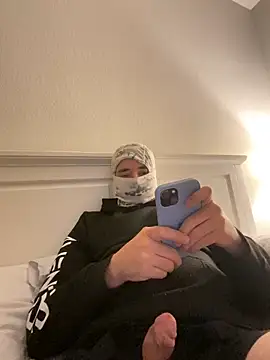 phantom898983 online show from March 26, 2026, 9:48 am