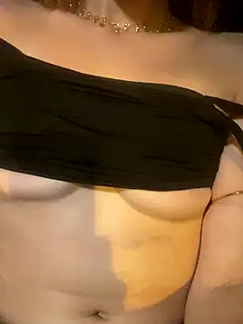 laysfregd2025 online show from December 16, 2025, 5:23 am