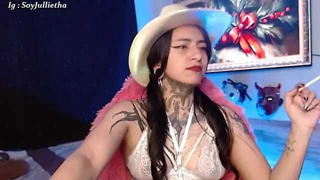 Julls420  online show from December 14, 2025, 3:45 am