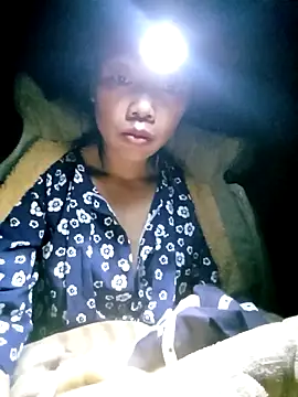 Snapshot of anna-can chatting on December 18, 2025, 12:22 pm anna-can online show from December 18, 2025, 12:22 pm