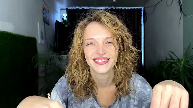 Snapshot of Miss_Monroe chatting on January 12, 2026, 9:58 am Miss Monroe online show from January 12, 2026, 9:58 am