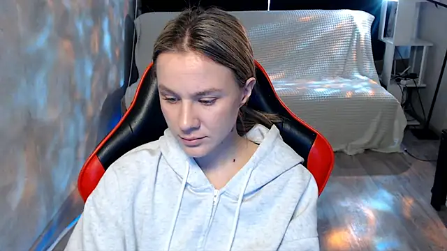 MiaBun1 online show from March 16, 2026, 3:56 am