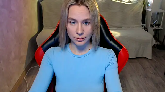 MiaBun1 online show from April 8, 2026, 4:12 am