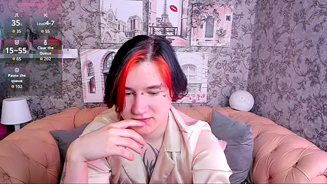 Snapshot of winxxxyy chatting on December 15, 2025, 9:02 am winxxxyy online show from December 15, 2025, 9:02 am