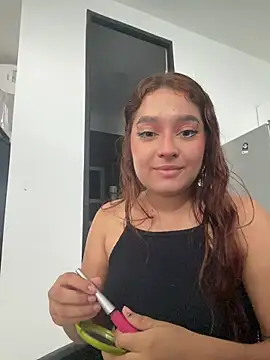 Snapshot of Emily_Jonness_ chatting on January 8, 2026, 11:45 am Emily Jonness online show from January 8, 2026, 11:45 am