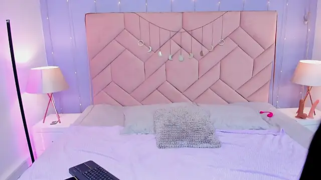 Snapshot of Sabrina_Cutte chatting on January 14, 2026, 7:41 pm Sabrina Cutte online show from January 14, 2026, 7:41 pm