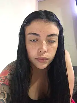  SweetEmilye  online show from March 19, 2026, 3:38 pm