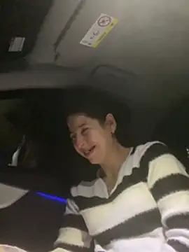 Snapshot of coupledeea chatting on February 1, 2026, 7:01 pm coupledeea online show from February 1, 2026, 7:01 pm