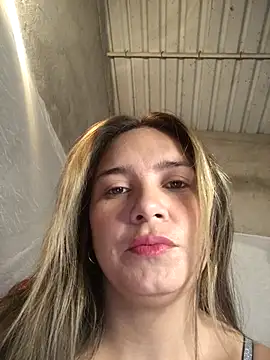 Charlott smi online show from March 3, 2026, 4:46 pm