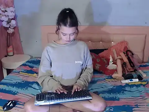 Snapshot of Sara_jhons21 chatting on December 20, 2025, 11:56 pm Sara jhons21 online show from December 20, 2025, 11:56 pm