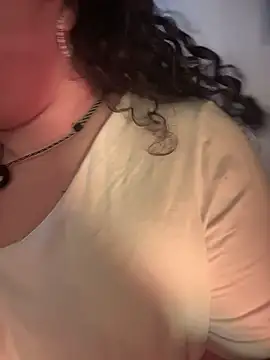 Snapshot of VanesssaMilf_ chatting on January 11, 2026, 2:00 pm VanesssaMilf online show from January 11, 2026, 2:00 pm