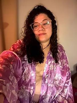 VanesssaMilf  online show from February 26, 2026, 3:27 am