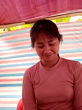 Him MountainGirl online show from February 5, 2026, 1:43 am