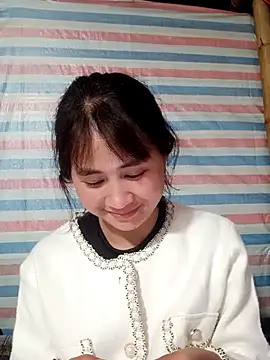 Him MountainGirl online show from February 13, 2026, 1:07 pm