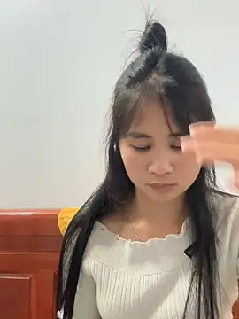 Him MountainGirl online show from March 22, 2026, 1:25 pm