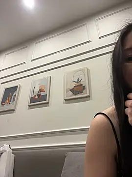 Snapshot of Lucy79xx chatting on February 6, 2026, 1:14 pm Lucy79xx online show from February 6, 2026, 1:14 pm