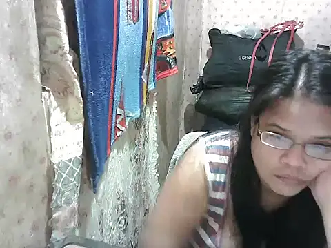 Hotty babe23 online show from December 14, 2025, 9:36 am