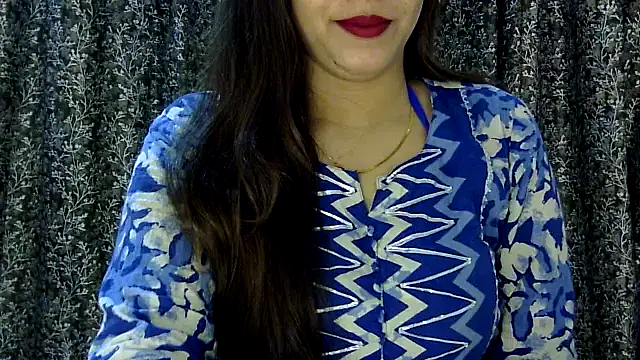 Snapshot of Exotic_tanvi chatting on April 25, 2026, 5:32 am Exotic tanvi online show from April 25, 2026, 5:32 am