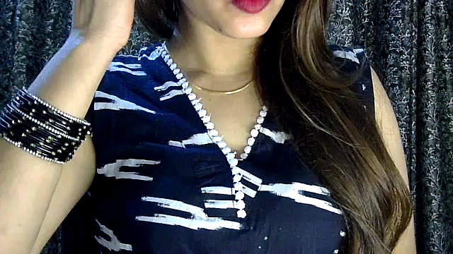 Snapshot of Exotic_tanvi chatting on May 9, 2026, 6:40 am Exotic tanvi online show from May 9, 2026, 6:40 am