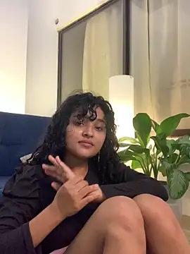 ladulcemary  online show from February 27, 2026, 3:06 am