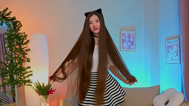 Snapshot of oliviaah_ chatting on December 18, 2025, 2:56 pm oliviaah online show from December 18, 2025, 2:56 pm