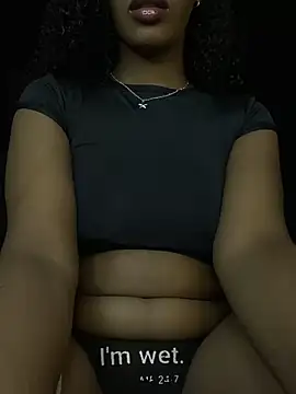 Snapshot of Thick_Lucia chatting on December 18, 2025, 6:36 pm Thick Lucia online show from December 18, 2025, 6:36 pm