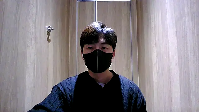 Snapshot of kimze7 chatting on January 15, 2026, 6:51 am kimze7 online show from January 15, 2026, 6:51 am