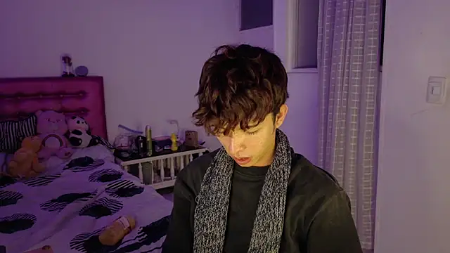 Dani Dancer online show from April 12, 2026, 2:16 am