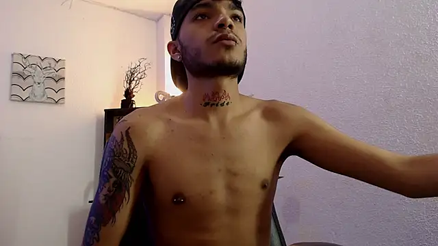 Snapshot of kingdani_hot chatting on February 12, 2026, 12:44 pm kingdani hot online show from February 12, 2026, 12:44 pm