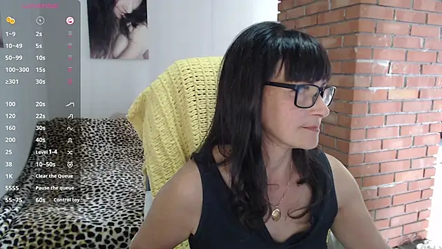 Snapshot of Eila_Morigan chatting on June 22, 2026, 9:39 am Eila Morigan online show from June 22, 2026, 9:39 am