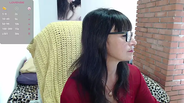 Snapshot of Eila_Morigan chatting on July 4, 2026, 7:03 am Eila Morigan online show from July 4, 2026, 7:03 am