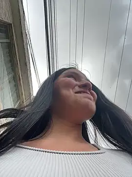 Snapshot of Agatta-X chatting on December 13, 2025, 7:53 pm Agatta-X online show from December 13, 2025, 7:53 pm