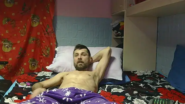 Snapshot of Pintiliescu chatting on February 6, 2026, 10:35 pm Pintiliescu online show from February 6, 2026, 10:35 pm