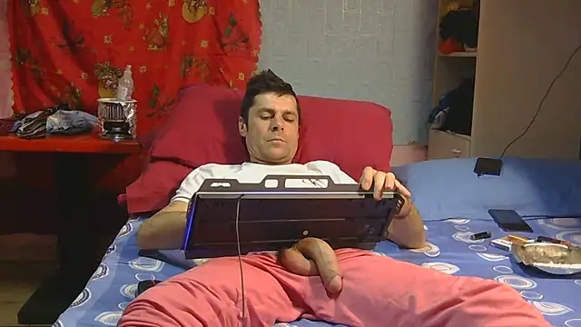 Snapshot of Pintiliescu chatting on February 27, 2026, 10:10 pm Pintiliescu online show from February 27, 2026, 10:10 pm