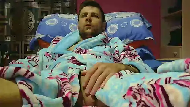 Snapshot of Pintiliescu chatting on March 17, 2026, 9:07 pm Pintiliescu online show from March 17, 2026, 9:07 pm