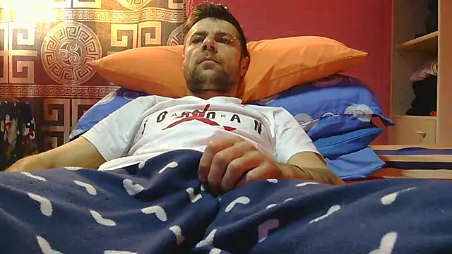 Snapshot of Pintiliescu chatting on March 20, 2026, 7:02 am Pintiliescu online show from March 20, 2026, 7:02 am