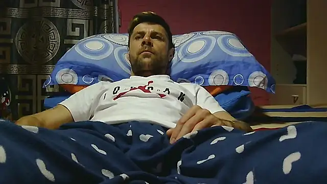 Snapshot of Pintiliescu chatting on March 20, 2026, 8:25 pm Pintiliescu online show from March 20, 2026, 8:25 pm