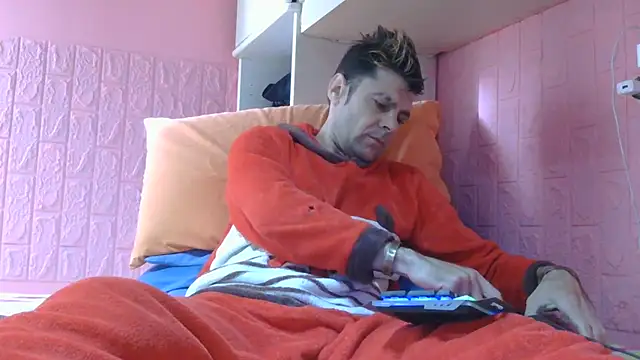 Snapshot of Pintiliescu chatting on March 31, 2026, 9:53 am Pintiliescu online show from March 31, 2026, 9:53 am