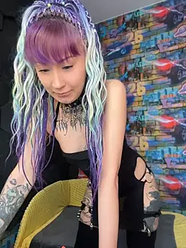 Tattoo  Moon online show from April 30, 2026, 8:31 am
