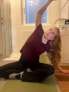 Snapshot of Annas_G chatting on January 14, 2026, 9:26 am Annas G online show from January 14, 2026, 9:26 am