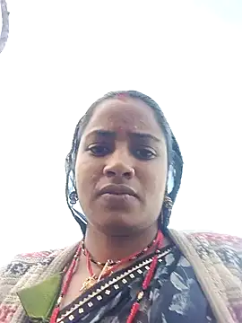 Poonam8080 online show from January 15, 2026, 11:26 am