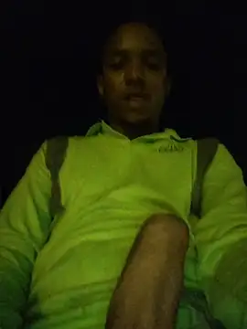Snapshot of Andreskelly chatting on April 10, 2026, 1:44 am Andreskelly online show from April 10, 2026, 1:44 am