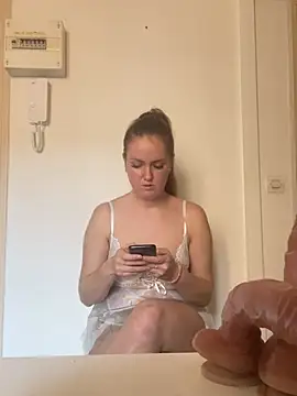 Snapshot of Vikml166 chatting on February 23, 2026, 11:51 am Vikml166 online show from February 23, 2026, 11:51 am