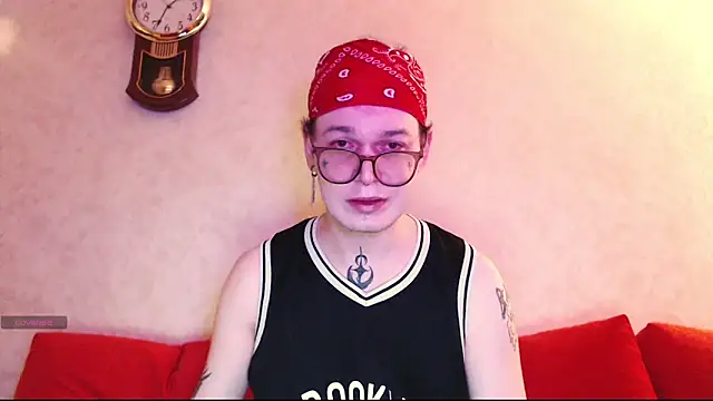 Snapshot of Steve_q chatting on June 17, 2026, 10:32 pm Steve q online show from June 17, 2026, 10:32 pm