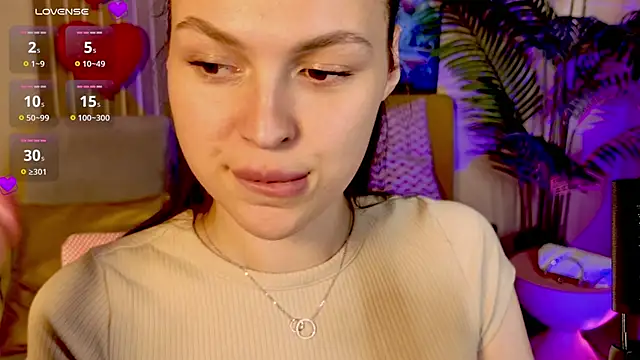 Snapshot of MaxinCarroll chatting on May 11, 2026, 4:04 pm MaxinCarroll online show from May 11, 2026, 4:04 pm