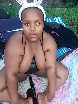 Snapshot of ChoklitBerryXX chatting on April 2, 2026, 3:31 pm ChoklitBerryXX online show from April 2, 2026, 3:31 pm