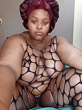 Snapshot of ChoklitBerryXX chatting on May 4, 2026, 10:55 am ChoklitBerryXX online show from May 4, 2026, 10:55 am