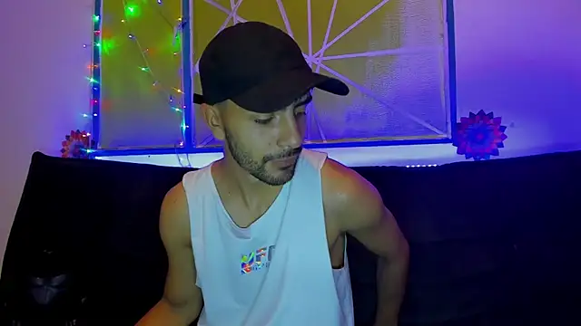 Snapshot of Lord_Apolo chatting on December 19, 2025, 1:29 pm Lord Apolo online show from December 19, 2025, 1:29 pm