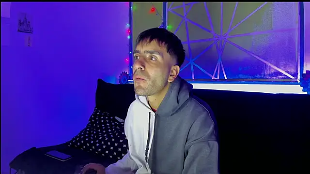 Snapshot of Lord_Apolo chatting on February 14, 2026, 12:24 pm Lord Apolo online show from February 14, 2026, 12:24 pm